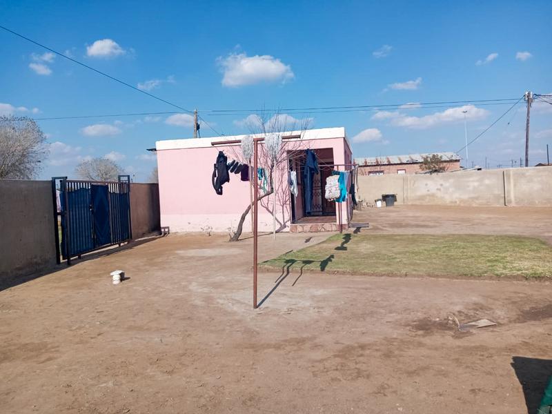 2 Bedroom Property for Sale in Zamdela Free State